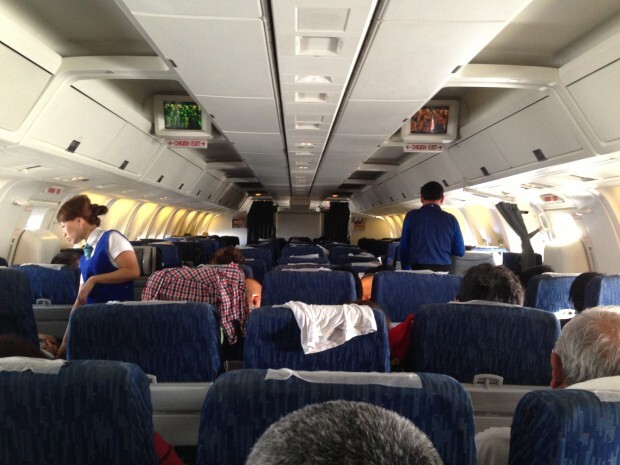 cabine 767 uz airways TAS RIX