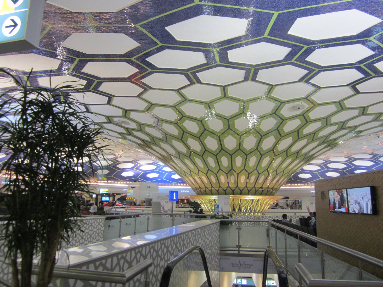 027_Aeroporto Abu Dhabi