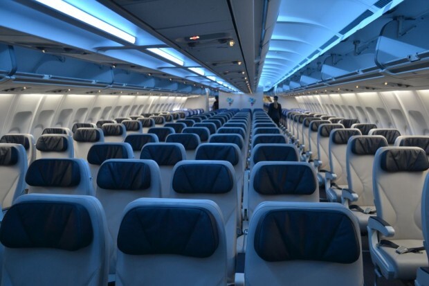 Azul-A330-economica-003