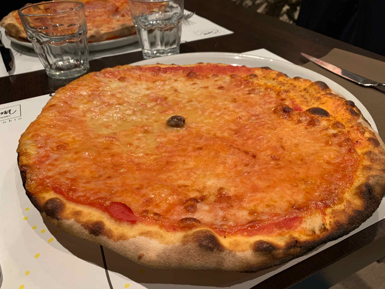 roma restaurates pizza