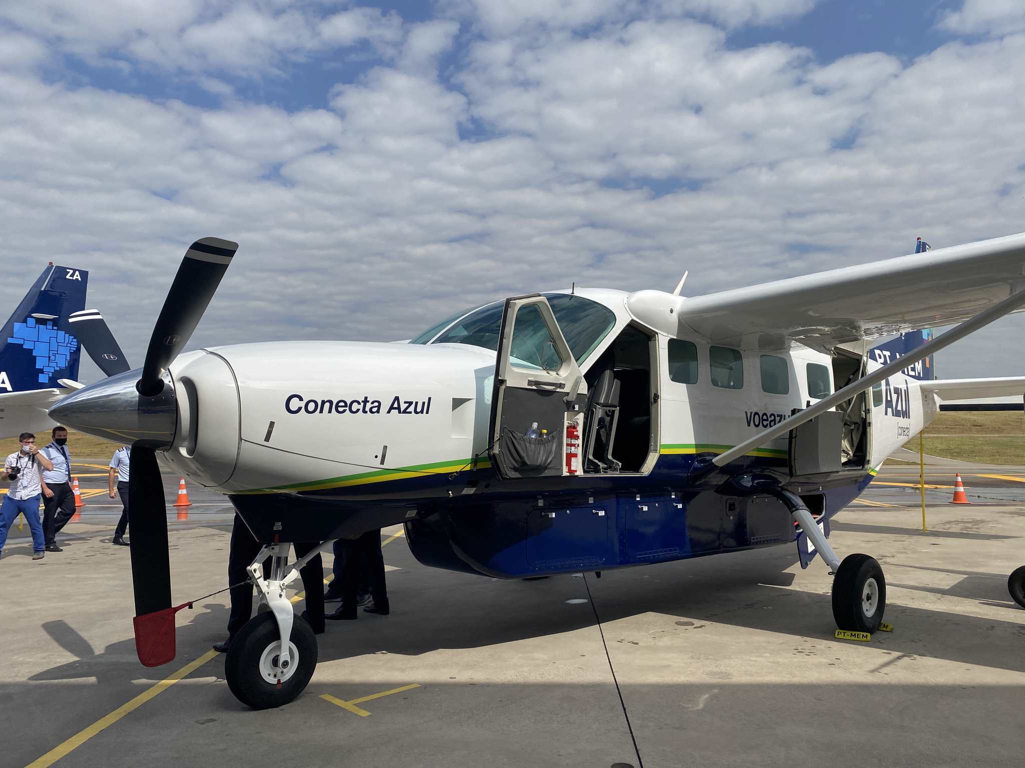Cessna Grand Caravan Azul Conecta