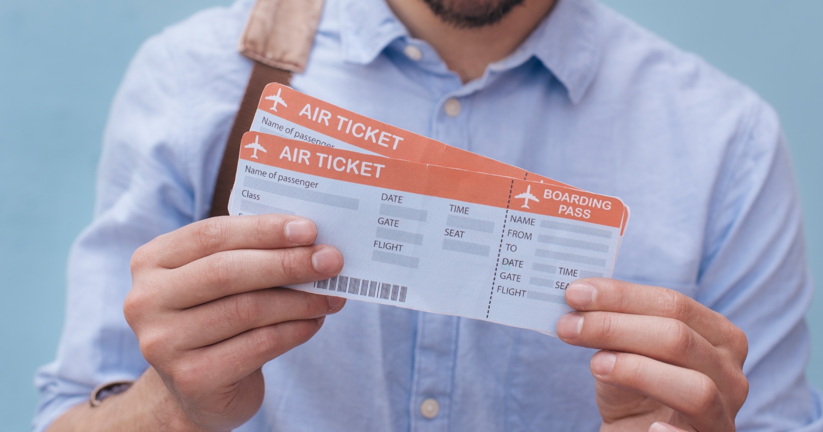В аэропорту можно купить билет на самолет. Билеты на самолет. Авиабилеты фото. Покупка билета картинка. Билет на самолет картинка.