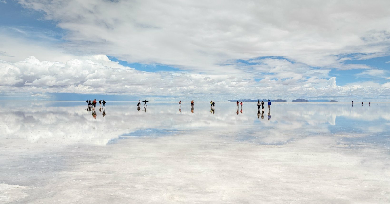 Salar de Uyuni, na Bolívia: país voltou a receber brasileiros