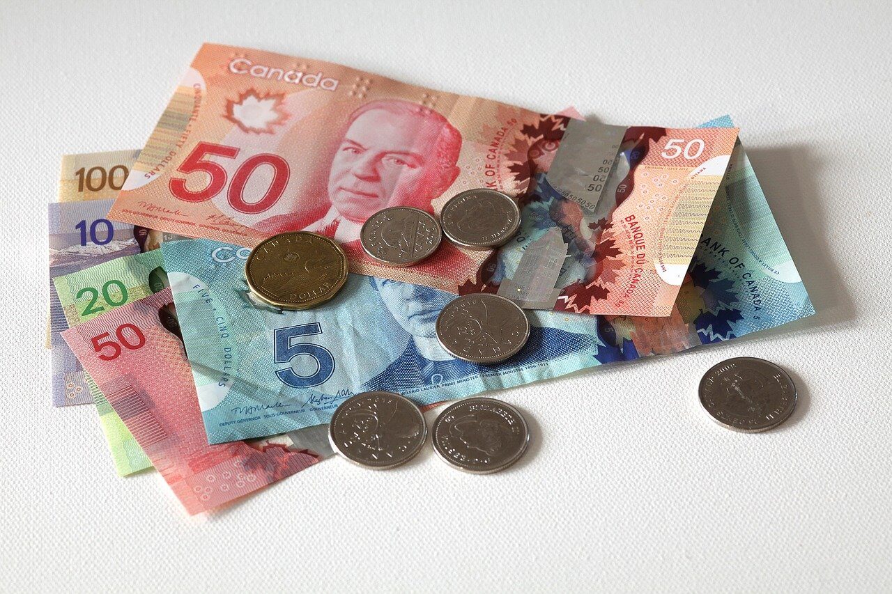 moeda canadense