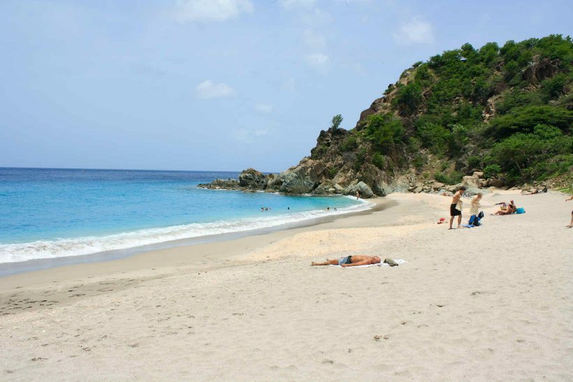 melhores praias do caribe st barth shell beach