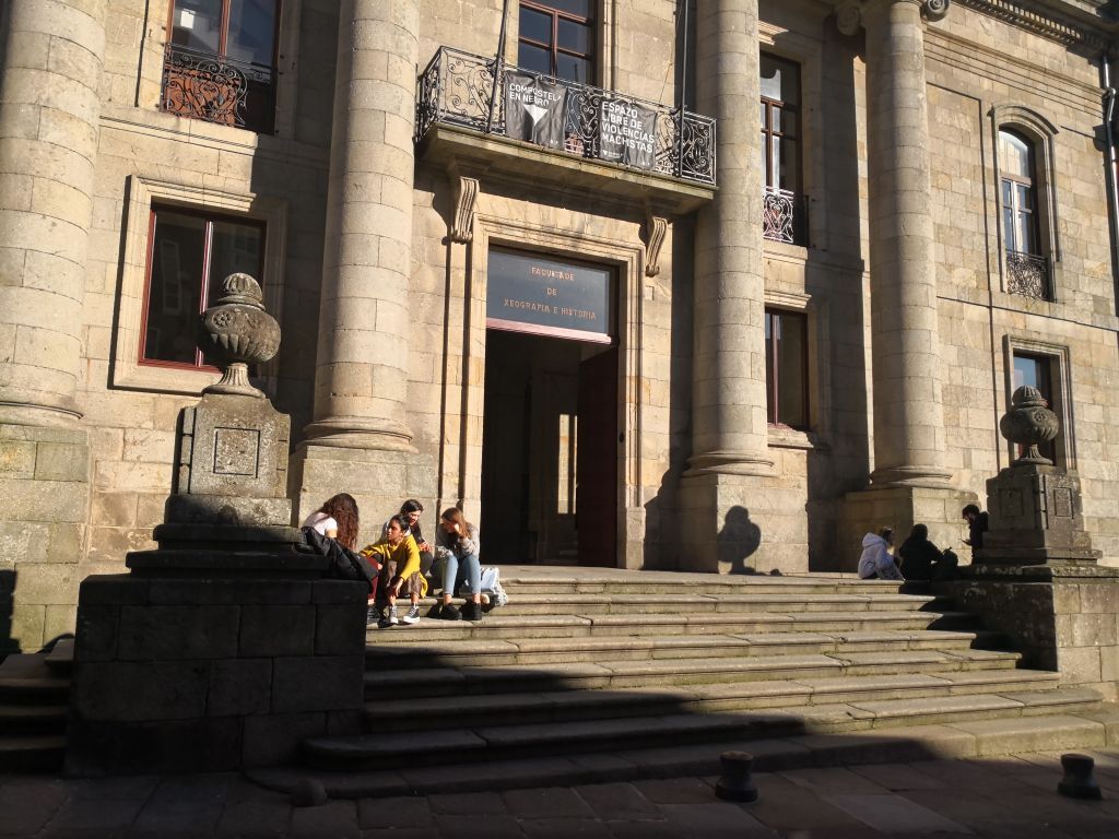 Faculdade de Geografia e História Santiago de Compostela Espanha