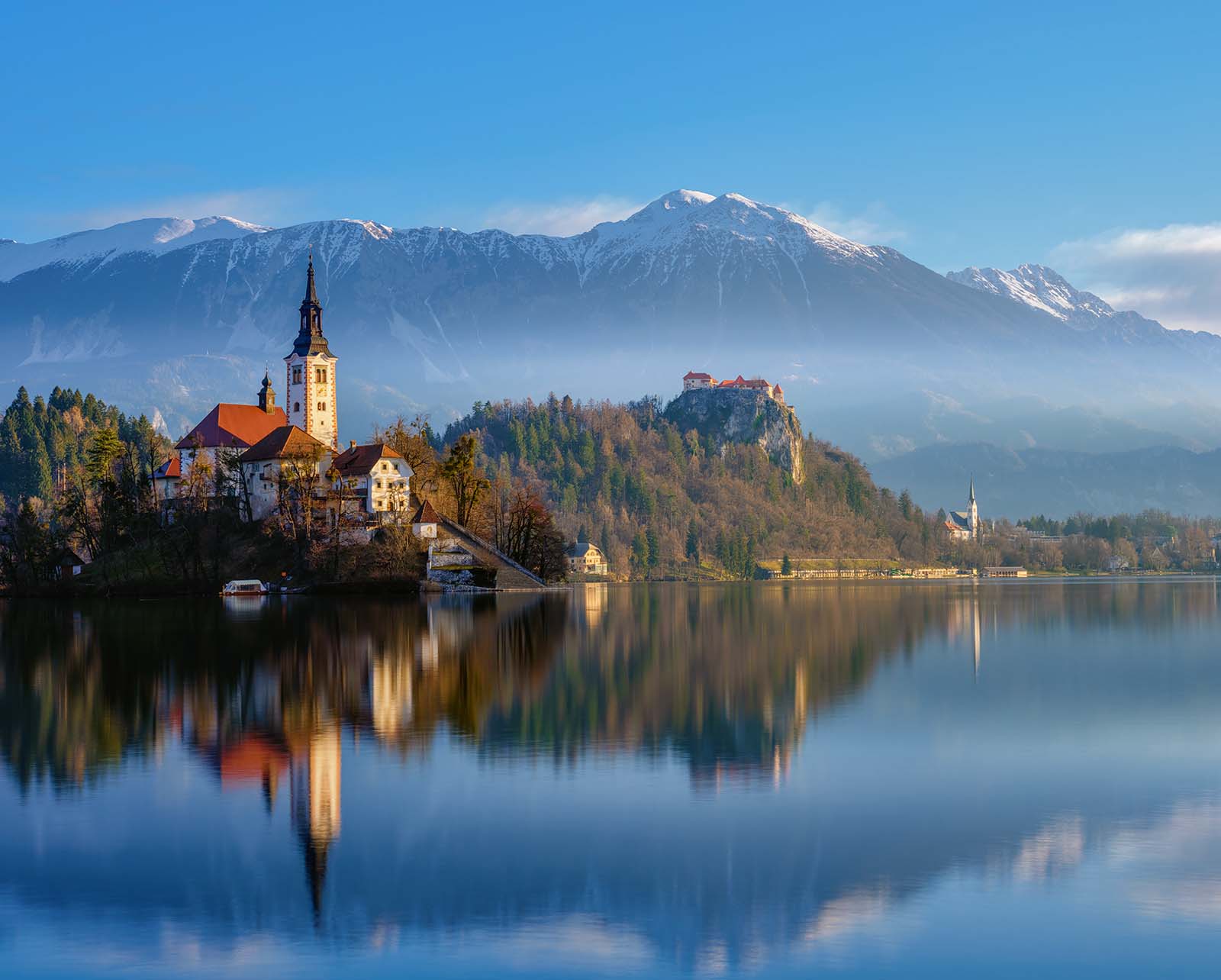 cidade de bled eslovênia e ilha no lago Bled