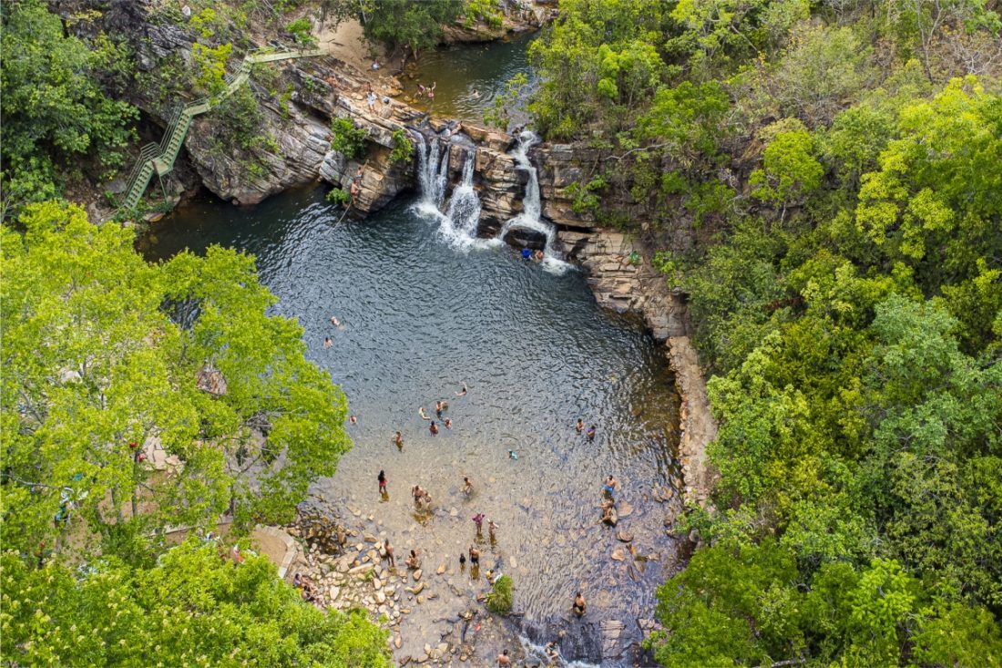 Pousada Renascer Park e Cachoeira Araras