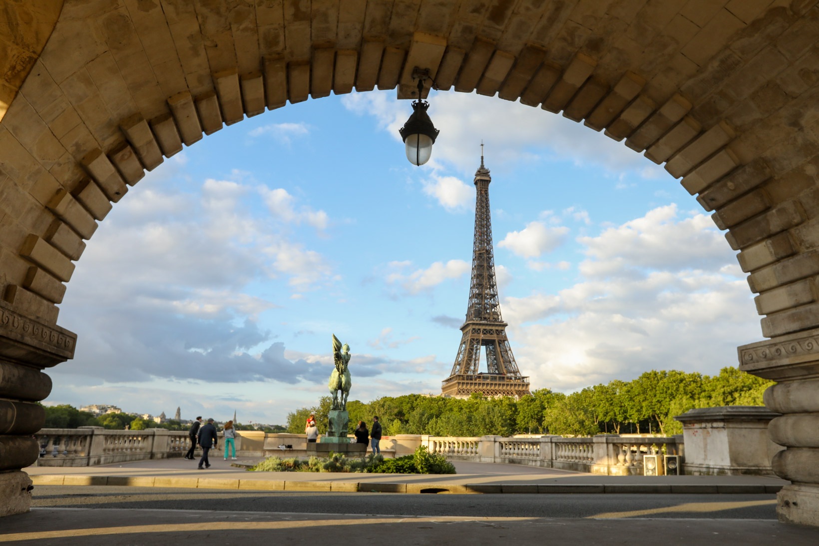 Lugares escondidos para fotografar a Torre Eiffel
