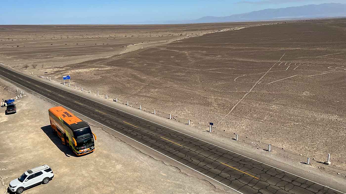 Linhas de Nazca no Peru viagem de ônibus mais longa do mundo